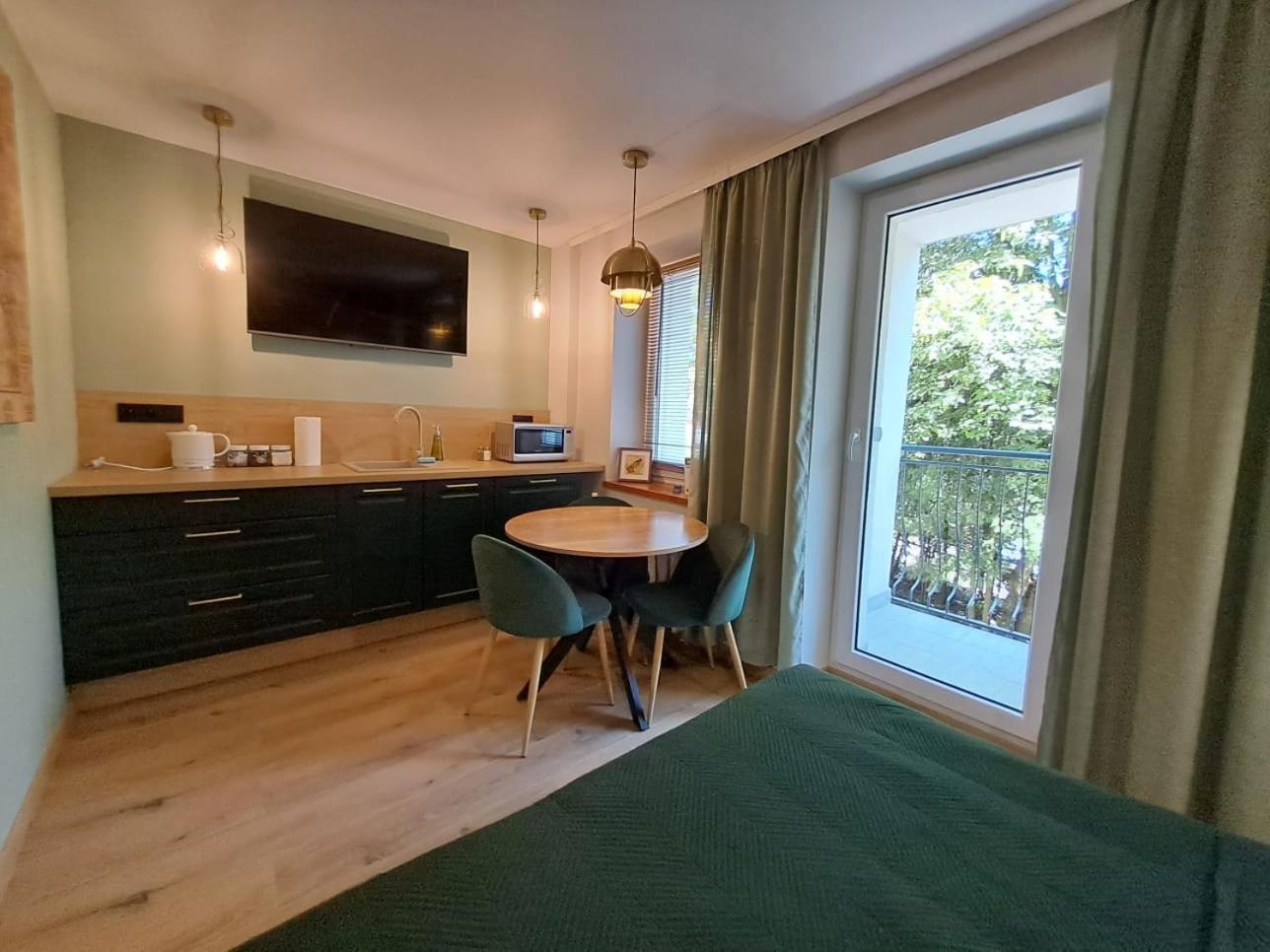 Dk Apartamenty Hotelove Гижицко Экстерьер фото