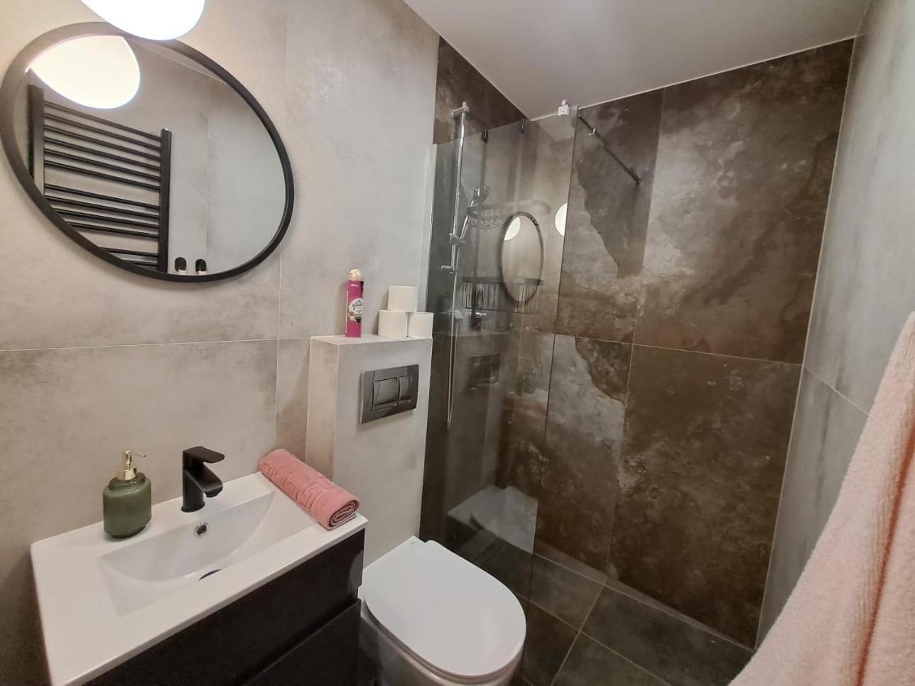 Dk Apartamenty Hotelove Гижицко Экстерьер фото